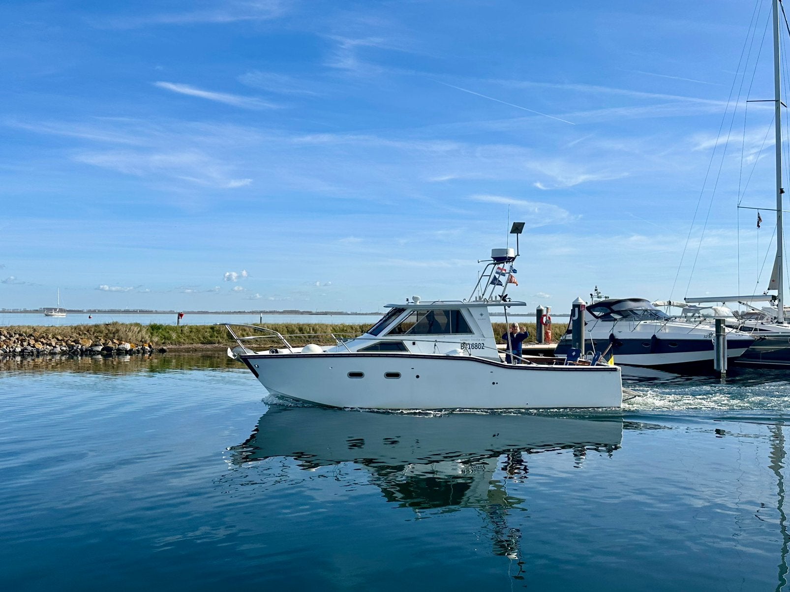Jeanneau Merry Fisher 930, Sports nautiques & Bateaux, Bateaux à moteur & Yachts à moteur, Utilisé, Polyester, Diesel, Moteur in-bord