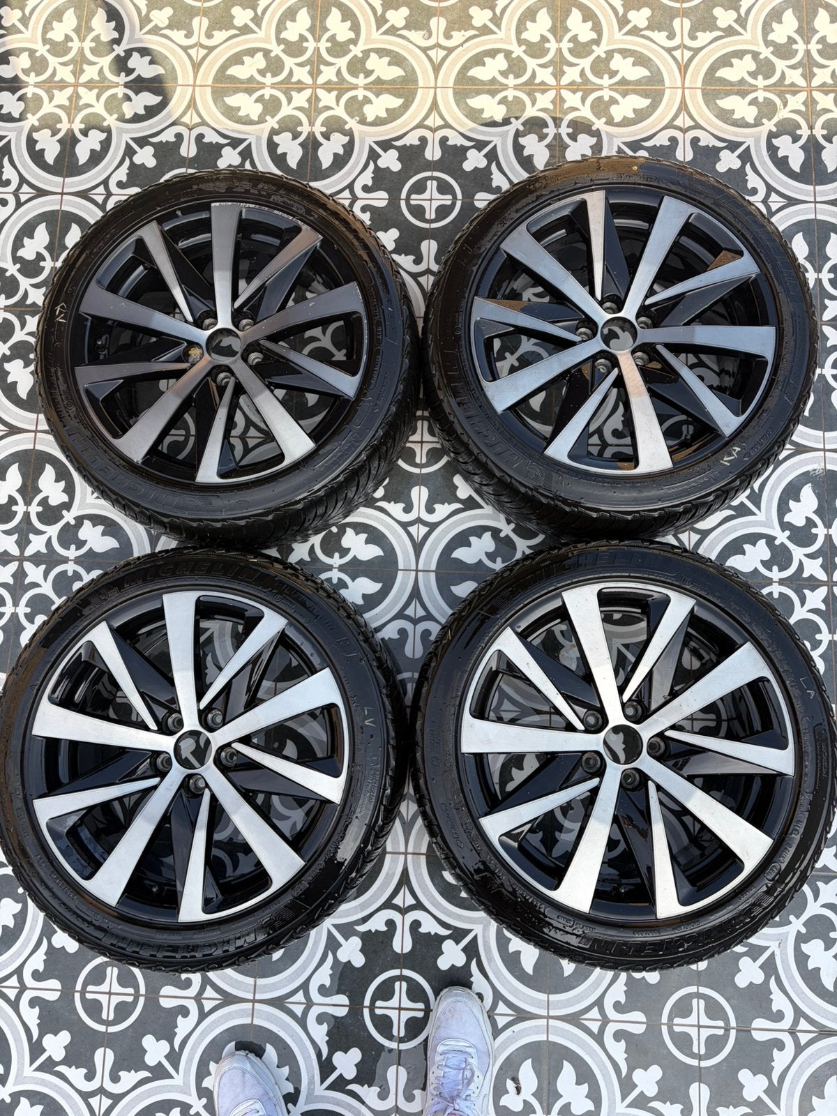 Michelin Pilot Alpin 235/45 R18 voor Peugeot 508 GT, Enlèvement, Comme neuf