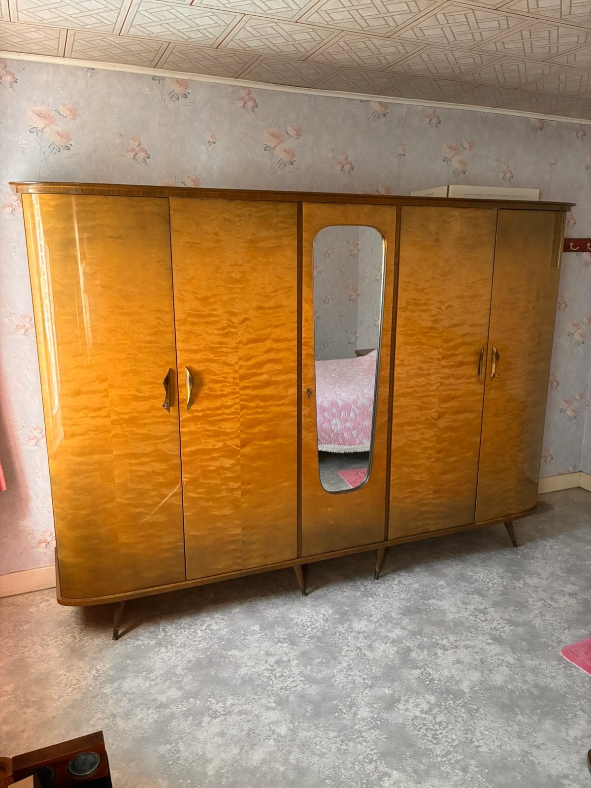 Vintage slaapkamer jaren 40, Ophalen