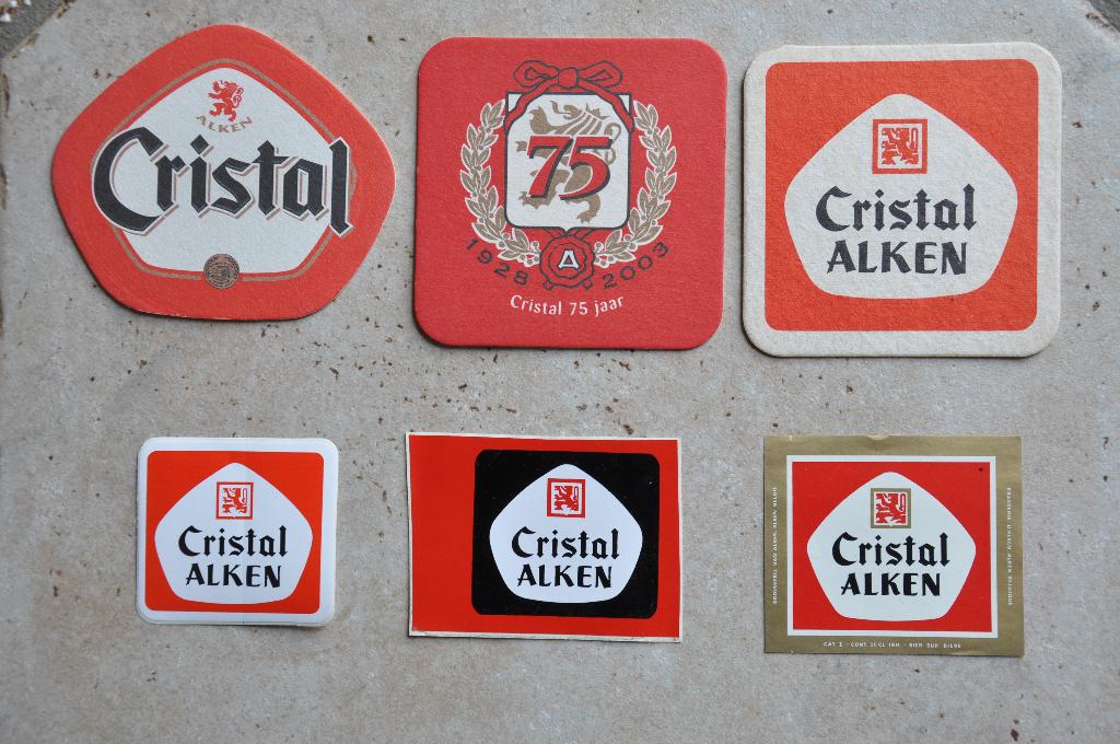 CRISTAL ALKEN ongebruikte bierkaartjes,stickers,fles-etiket, Verzamelen, Biermerken, Verzenden, Nieuw
