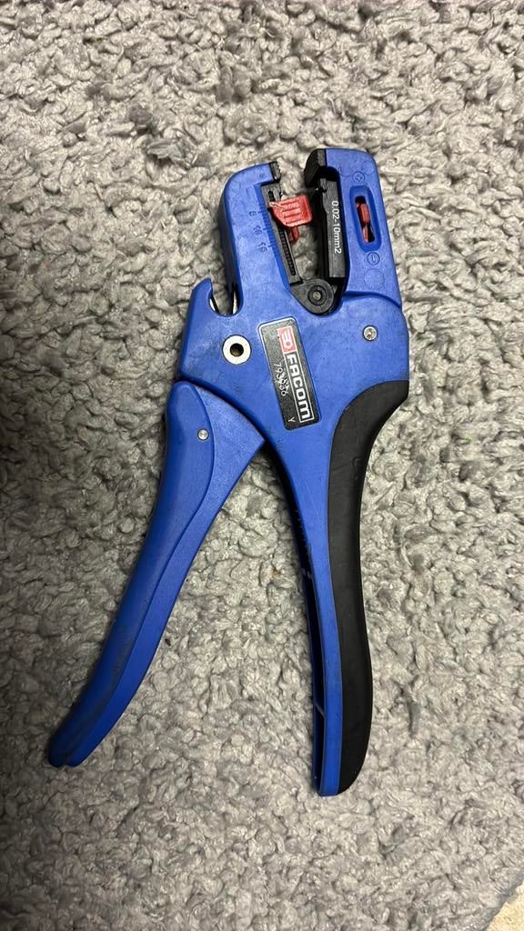 Facom 793936, Doe-het-zelf en Bouw, Ophalen, Zo goed als nieuw