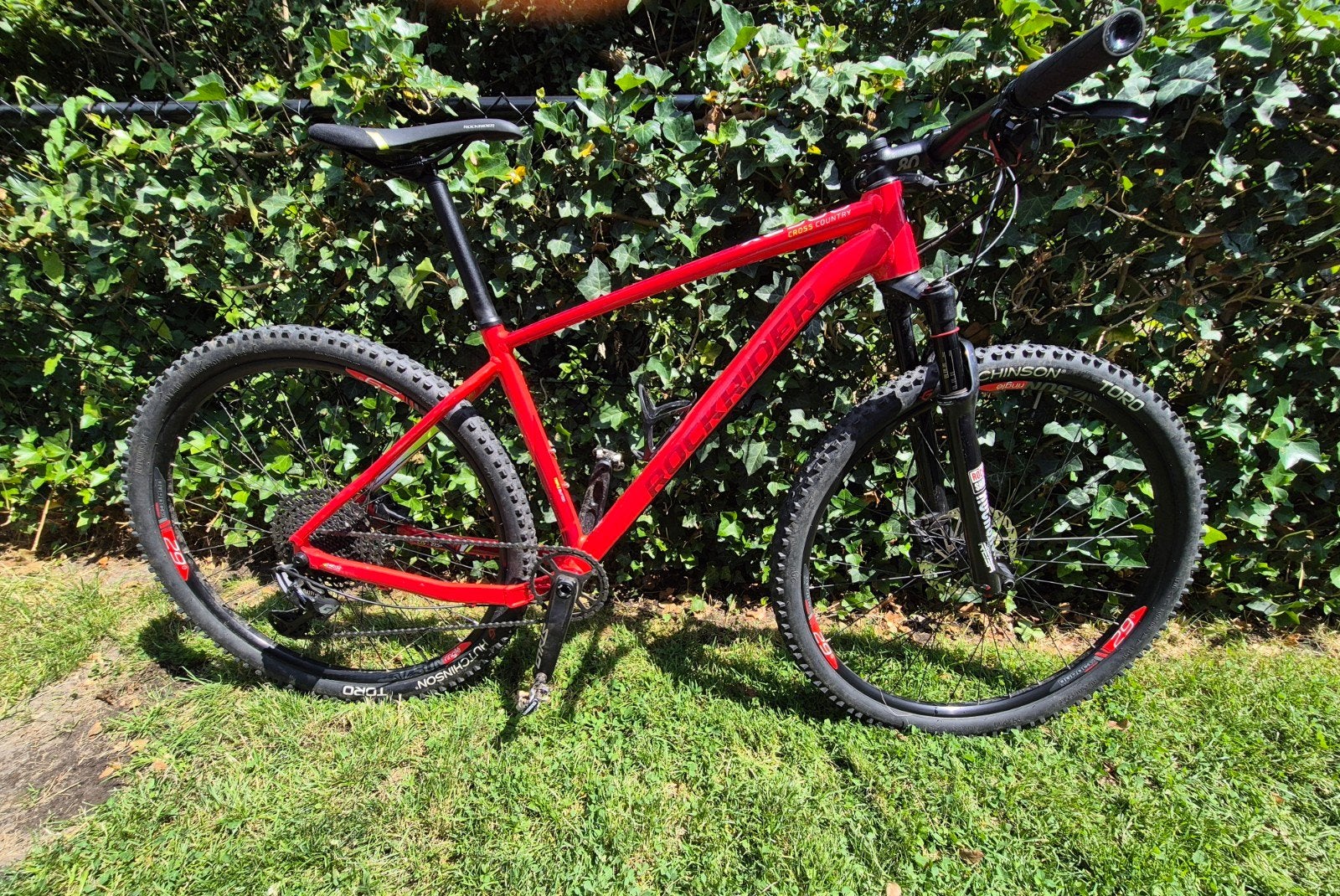 Mountenbike XC500 Rockrider -Rode MTB- -rockrider-, Fietsen en Brommers, Ophalen, Zo goed als nieuw, Overige typen, Rockrider