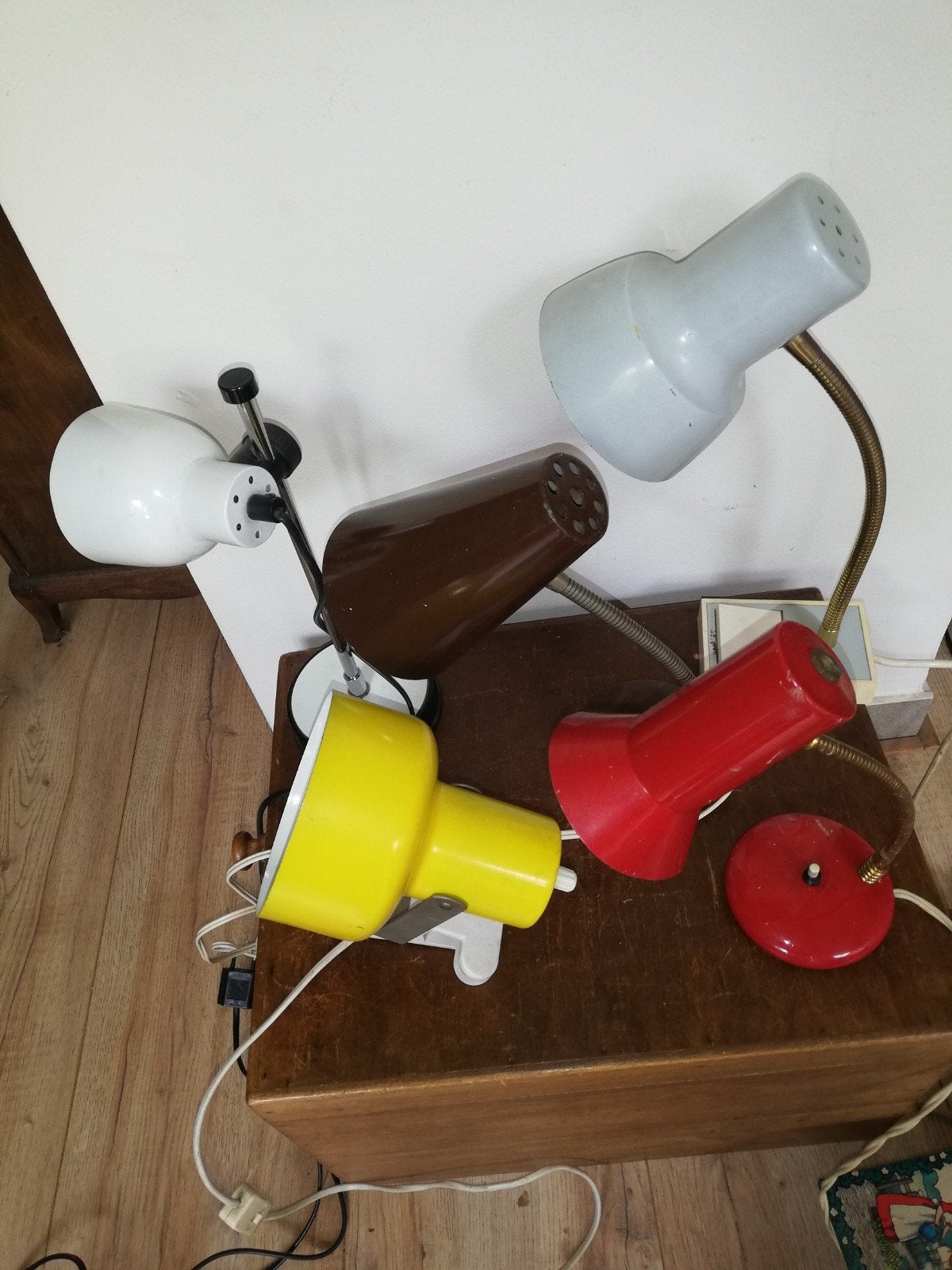 retro vintage lampen mogen ook per stuk weg, Ophalen