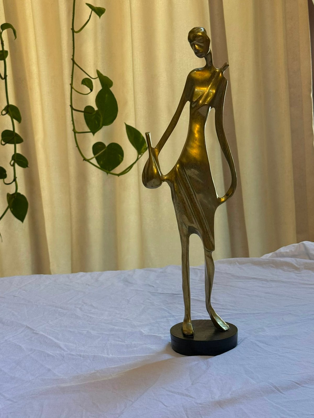 Elegante bronzen beeldsculptuur – 43 cm hoog, Verzamelen, Ophalen, Gebruikt