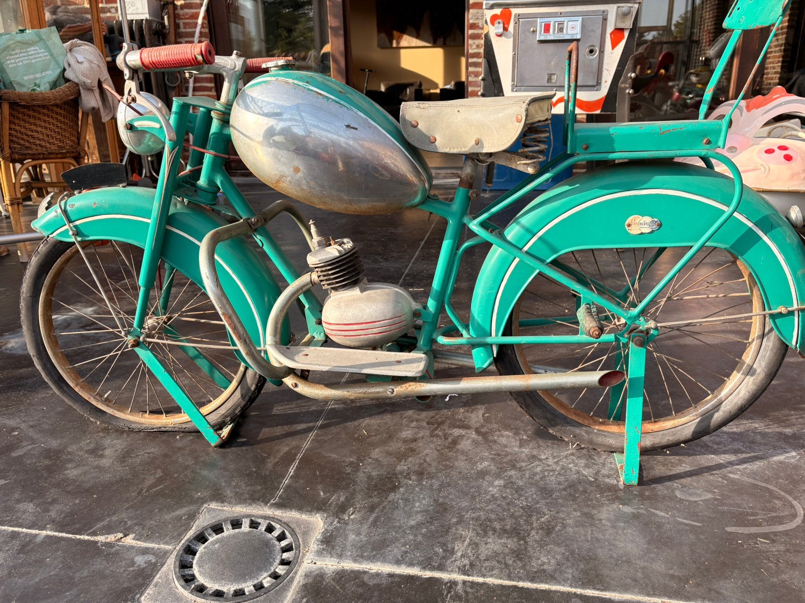 Vintage bromfiets / gemotoriseerde fiets – oldtimer –, Ophalen