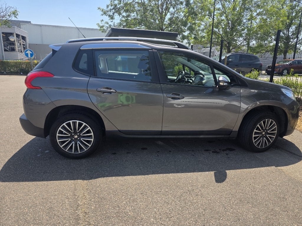 peugeot 2008 automaat 48000 km eerste eigenaar, Auto's, Peugeot, Euro 6, 1199 cc, 5 zetels, 3 cilinders
