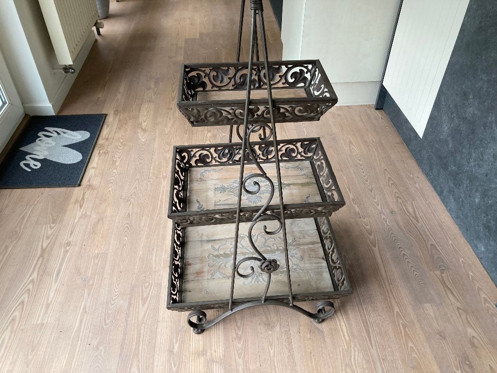 Vintage staander voor planten / decoratie, Ophalen