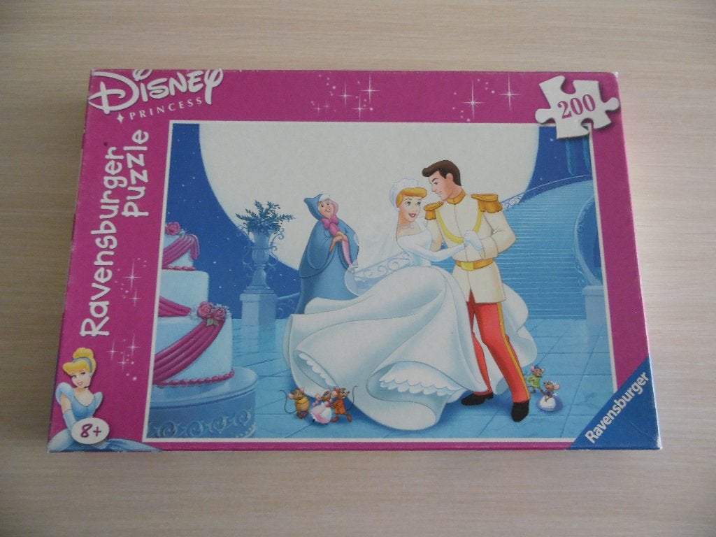 PUZZLE 200 PIÈCES CENDRILLON   RAVENSBURGER, Enfants & Bébés, Jouets | Puzzles pour enfants, Enlèvement ou Envoi, Plus de 50 pièces