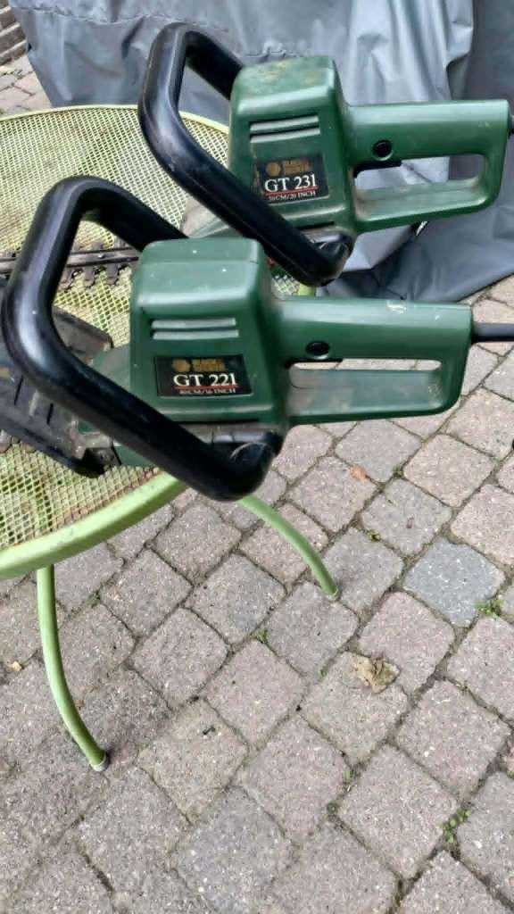 Elektrische heggenschaar Black en Decker (2 stuks), Ophalen, Zo goed als nieuw, Elektrisch, Black&Dekker