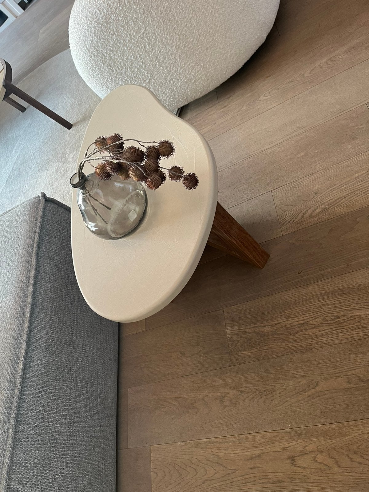 Table d'appoint, Neuf, Betonlook met houten voet, Enlèvement, 75 cm ou plus