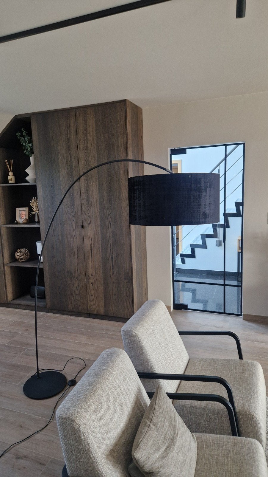 Lampe de table lampe à arc marque Vinossa, Maison & Meubles, Lampes | Lampadaires, Utilisé, 150 à 200 cm, Métal, E27 (grand), Enlèvement