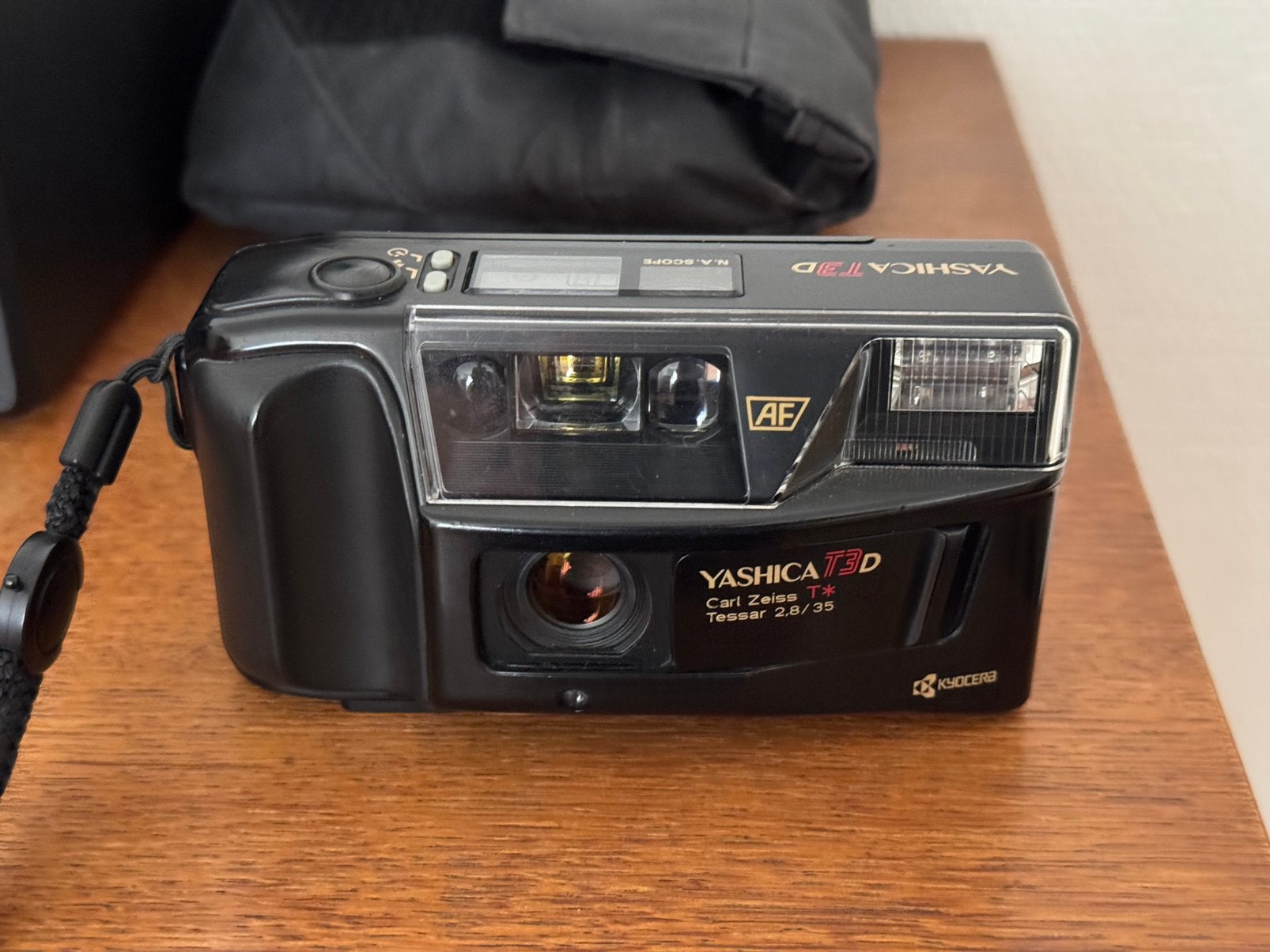 Yashica T3D 35 mm 2,8, Enlèvement ou Envoi, Utilisé, Compact, Autres Marques
