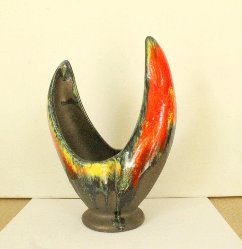 Vase design français, signé à la main JAD/Jan (Années '60), Maison & Meubles, Enlèvement ou Envoi, 25 cm, Comme neuf, Fait main