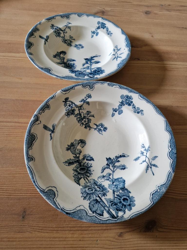 2 assiettes creuses Longwy modèle Soleil, Antiquités & Art, Enlèvement ou Envoi