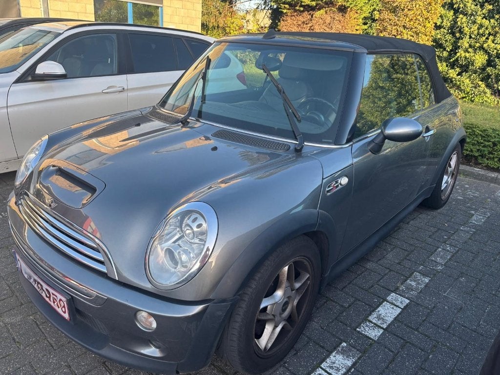 MINI Cabrio R52, Auto's, Voorwielaandrijving, Zwart, Cabriolet, https://public.car-pass.be/vhr/bea90c3a-1e48-4fb7-ae7d-7831e4e9bdfd