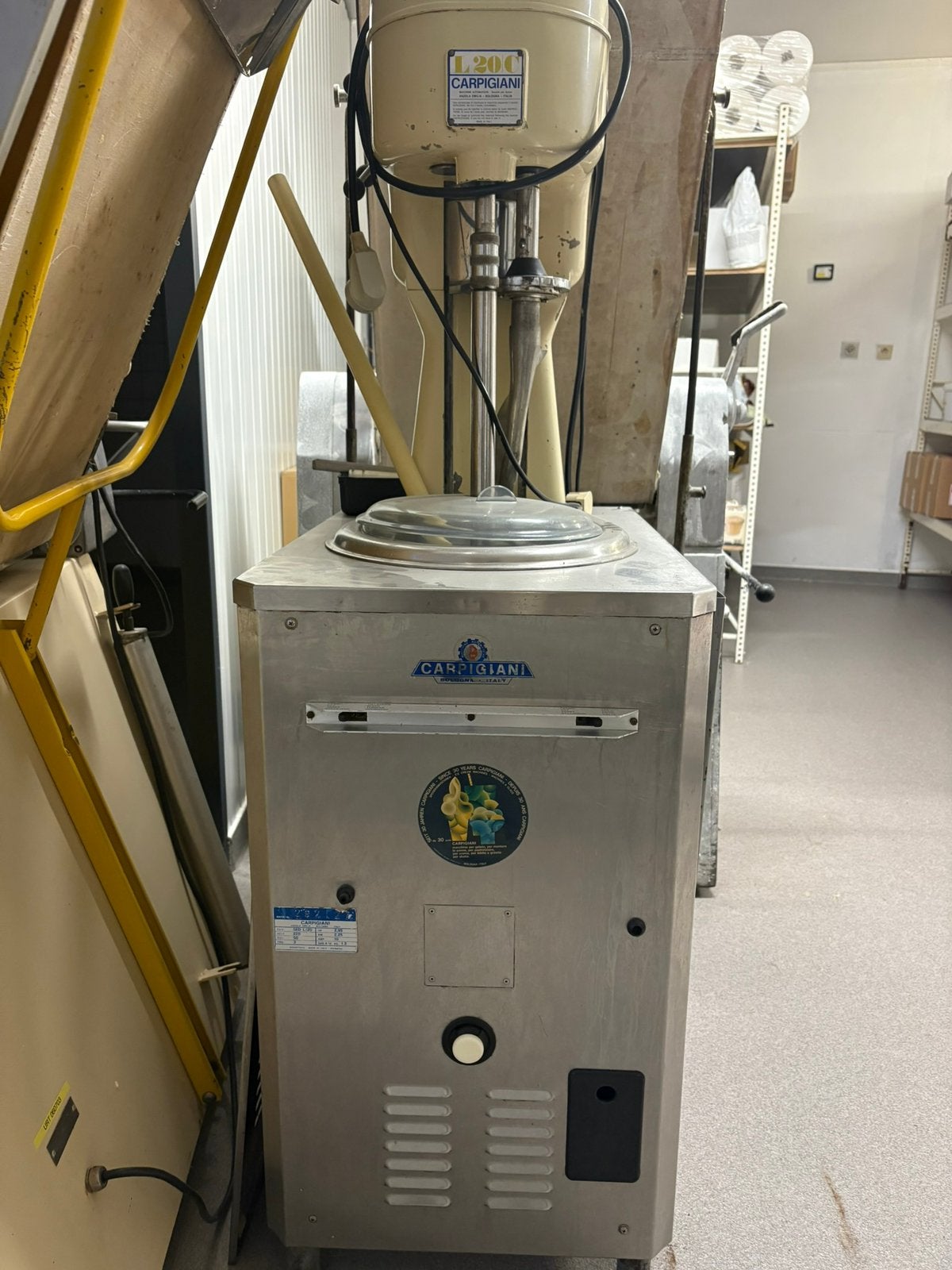Ijsmachine, Ophalen