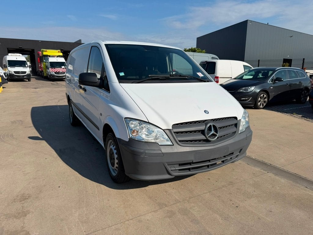 Mercedes Vito (Numéro de stock 73551), Autos, Euro 5, Achat, 4 portes, Entreprise