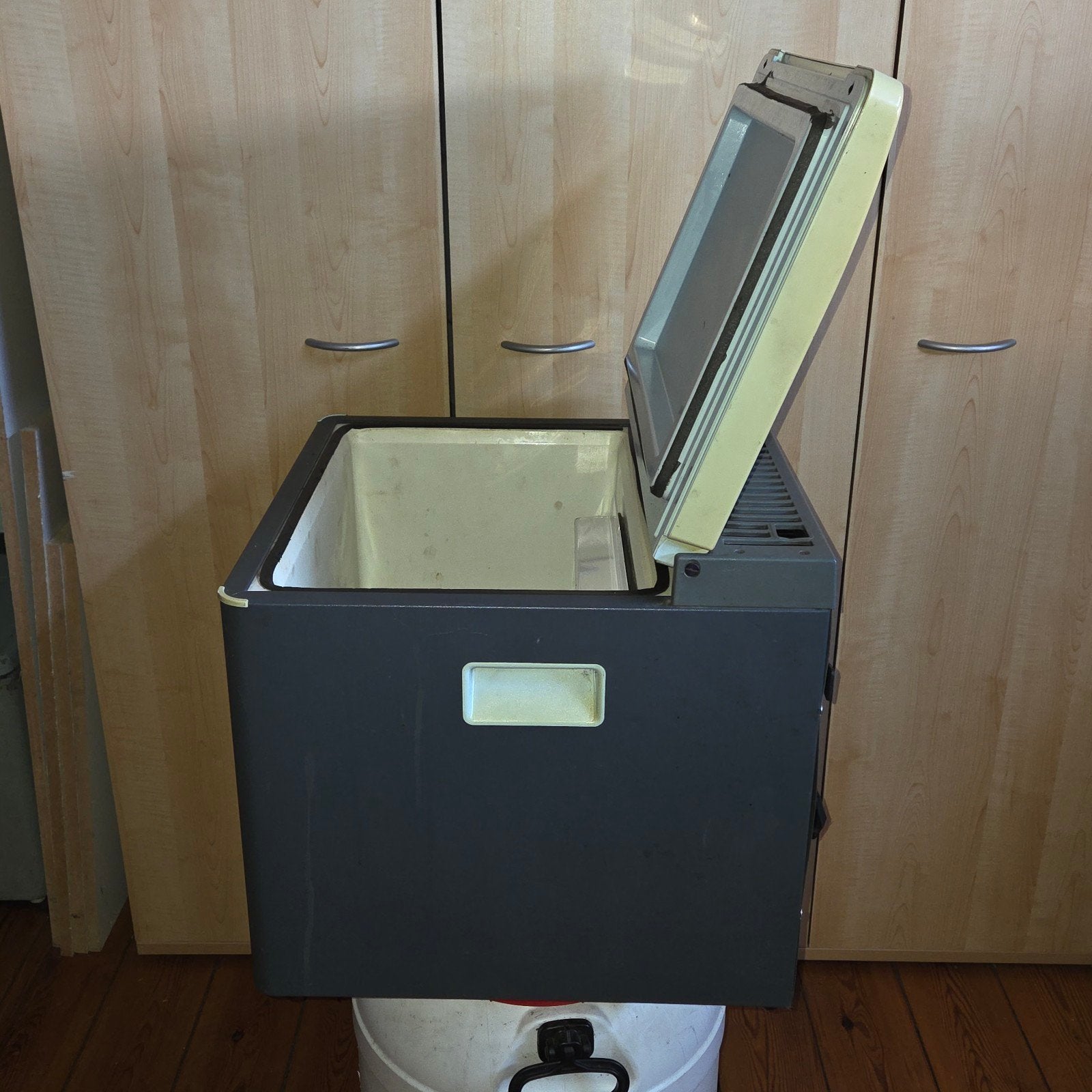 campeer koelkast, Enlèvement, Utilisé, Glacières, Électrique