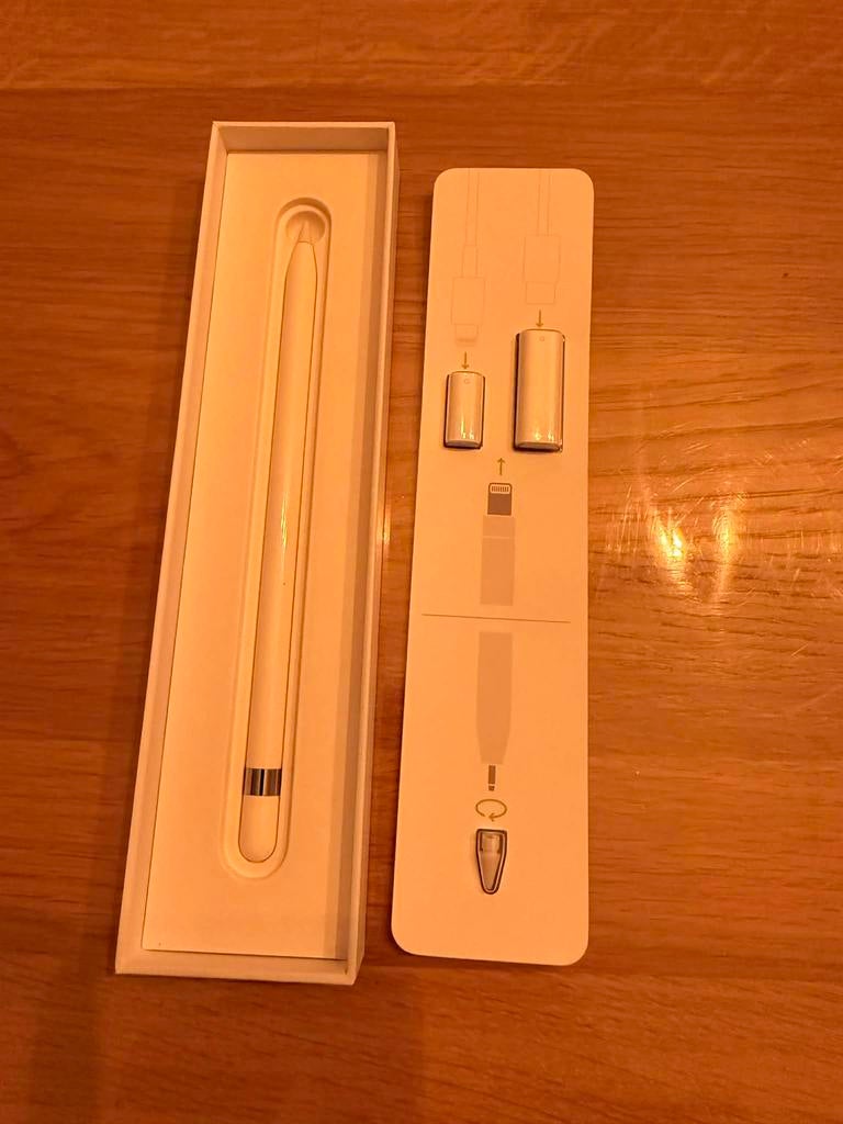 APPLE PENCIL 1stGEN +USB-C ADAP, Verzamelen, Ophalen, Zo goed als nieuw
