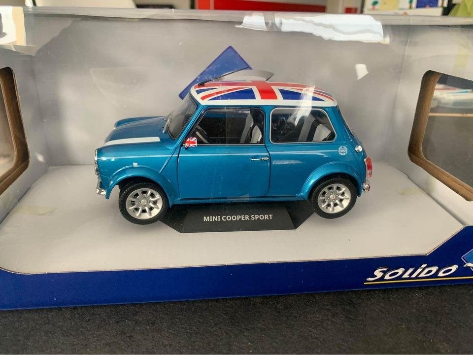 ROVER MINI COOPER 1.3i SPORT L.E.Blue 1999 1/18 SOLIDO Neuve, Enlèvement ou Envoi, Neuf, Voiture, Solido