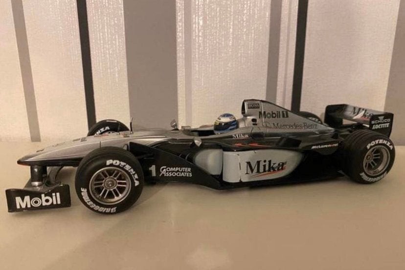 F1 Mc Laren / Mercedes 2000, Enlèvement, Comme neuf