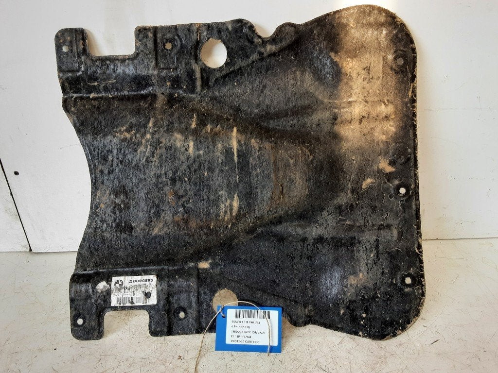 CACHE SOUS MOTEUR BMW 1 serie (F40) (01-2019/-), Mevr. I. Hauben, Utilisé, BMW, Rue de l'Espoir 34 34
4030  GRIVEGNÉE, BE