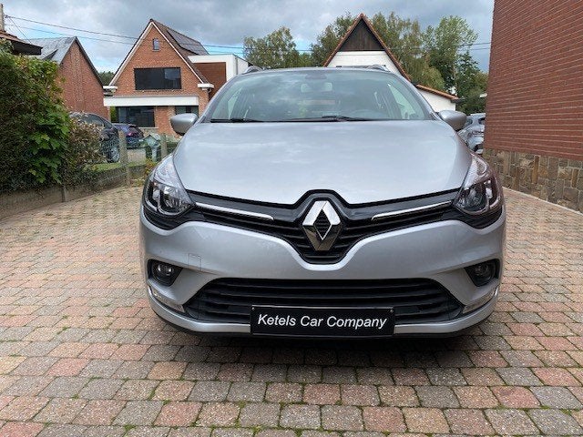 RENAULT CLIO GRANDTOUR 16000KM/NIEUWSTAAT, Auto's, Voorwielaandrijving, Stof, Bedrijf, 5 deurs
