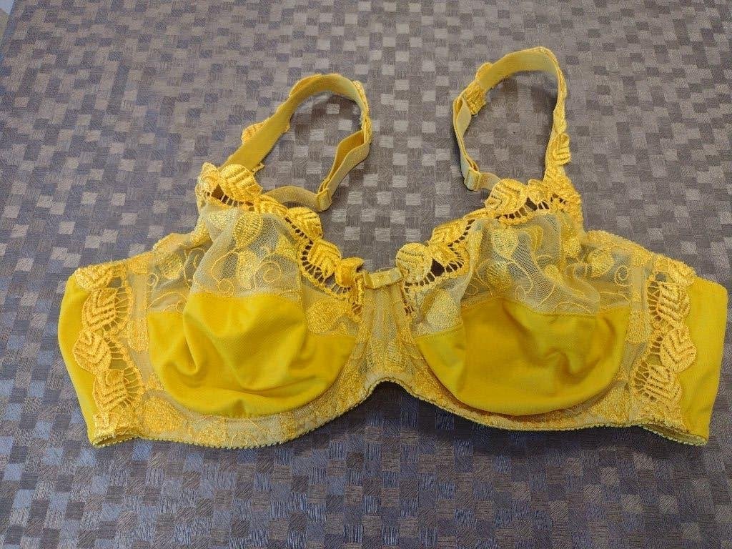 Elegante BH met beugels. Maat 110 C - Als nieuw, Ophalen, Geel, BH