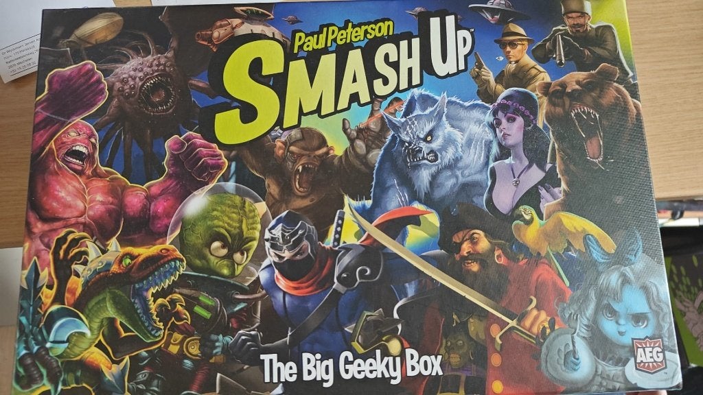 La base de Smash Up Big Geeky Box + 13 extensions (EN), Enlèvement, Comme neuf, Steve Jackson Games