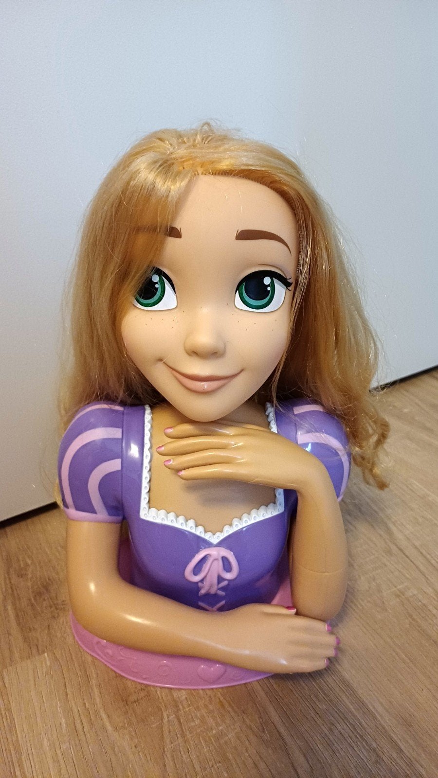 Tête à coiffer Raiponce, Kinderen en Baby's, Speelgoed | Poppen, Zo goed als nieuw, Overige typen, Ophalen of Verzenden