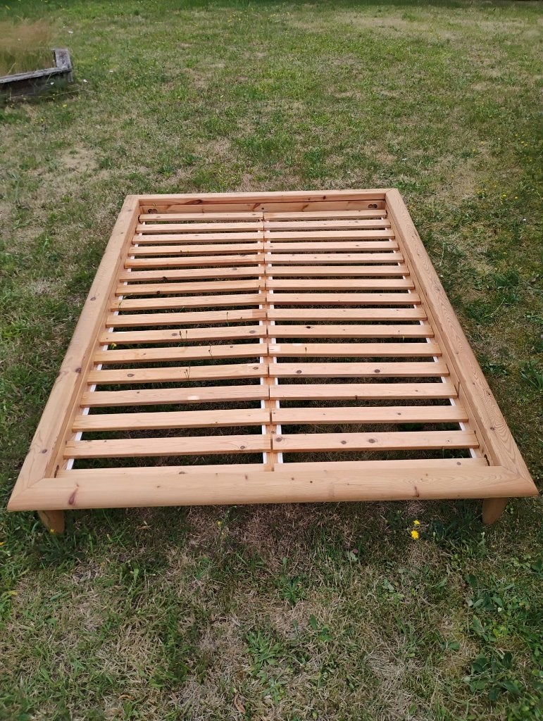 2 persoonsbed + matras, Huis en Inrichting, Slaapkamer | Bedden, Ophalen, Gebruikt, 140 cm, Twijfelaar