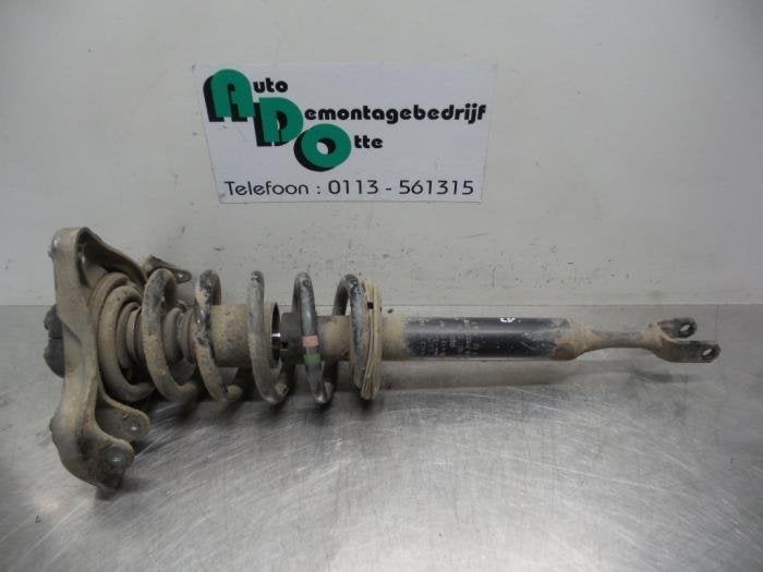 Barre amortisseur avant gauche d'un Audi A4 (A4 01-), Autos : Pièces & Accessoires, -, 3 mois de garantie, Audi, Utilisé
