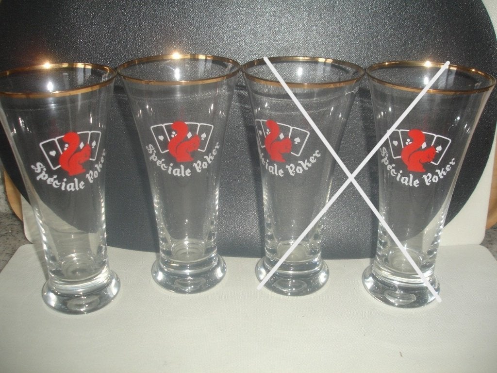 Speciale Poker, 33cl, nog 2 stuks aan € 1,50 stuk., Verzamelen, Ophalen of Verzenden, Zo goed als nieuw, Glas of Glazen, Overige merken