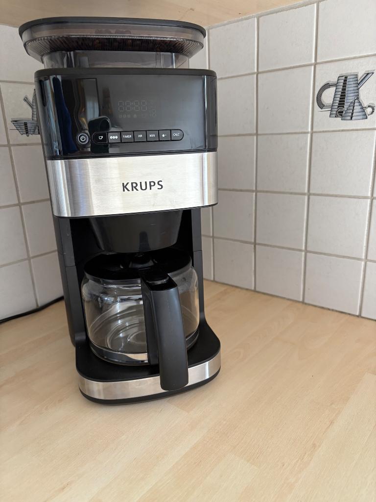 Krups grind & brew koffiezetapparaat, Elektronische apparatuur, Koffiezetapparaten, Ophalen of Verzenden, Koffiemachine