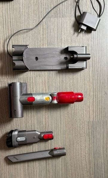 Opzetstukken Dyson steelstofzuiger, Ophalen, Oplaadstation, Zo goed als nieuw, Dyson