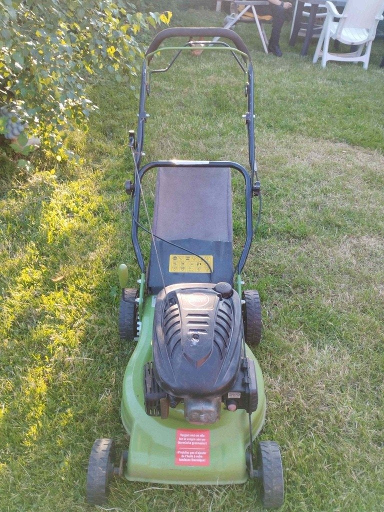 tondeuse central park autotractée essence avec bac, Jardin & Terrasse, Tondeuses à gazon, Central Park, Tondeuse rotative, 40 à 49 cm