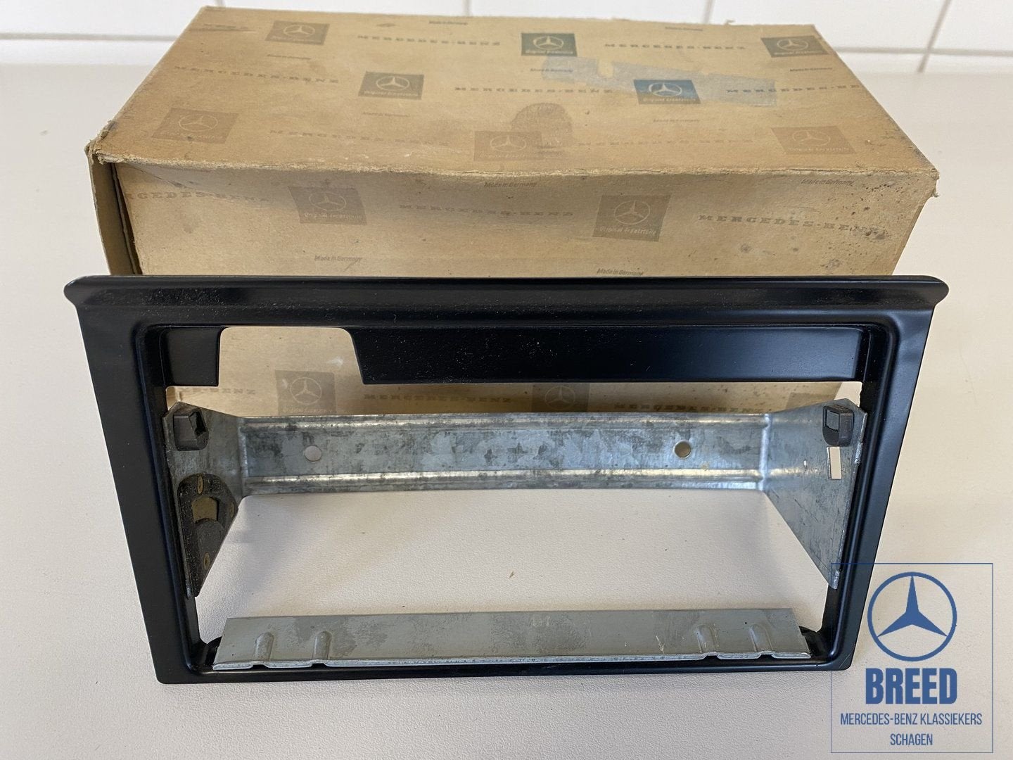NOS houder asbak voor Mercedes-Benz W114 W115 /8, Neuf, -, -, Enlèvement ou Envoi