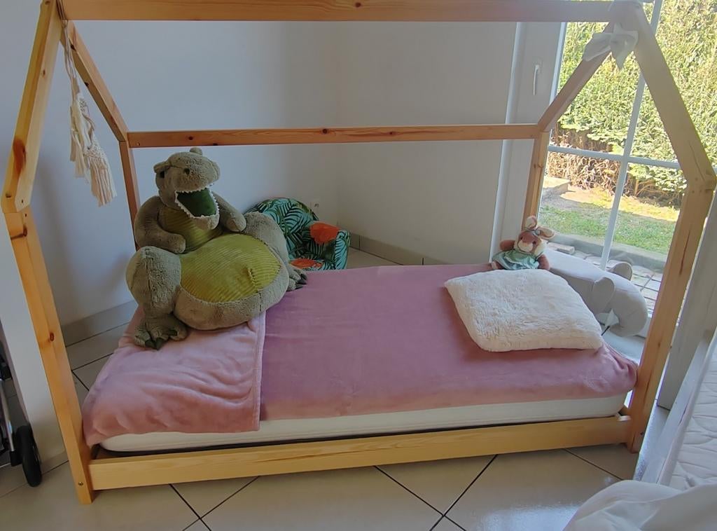 Lit cabane enfant de 90x166cm