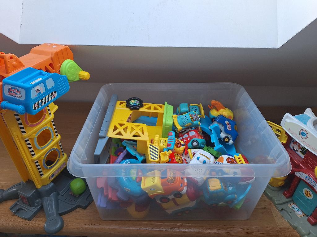 VTech Toet Toet kraan + brandweer + wegdelen + 15 autos, Enlèvement, Utilisé
