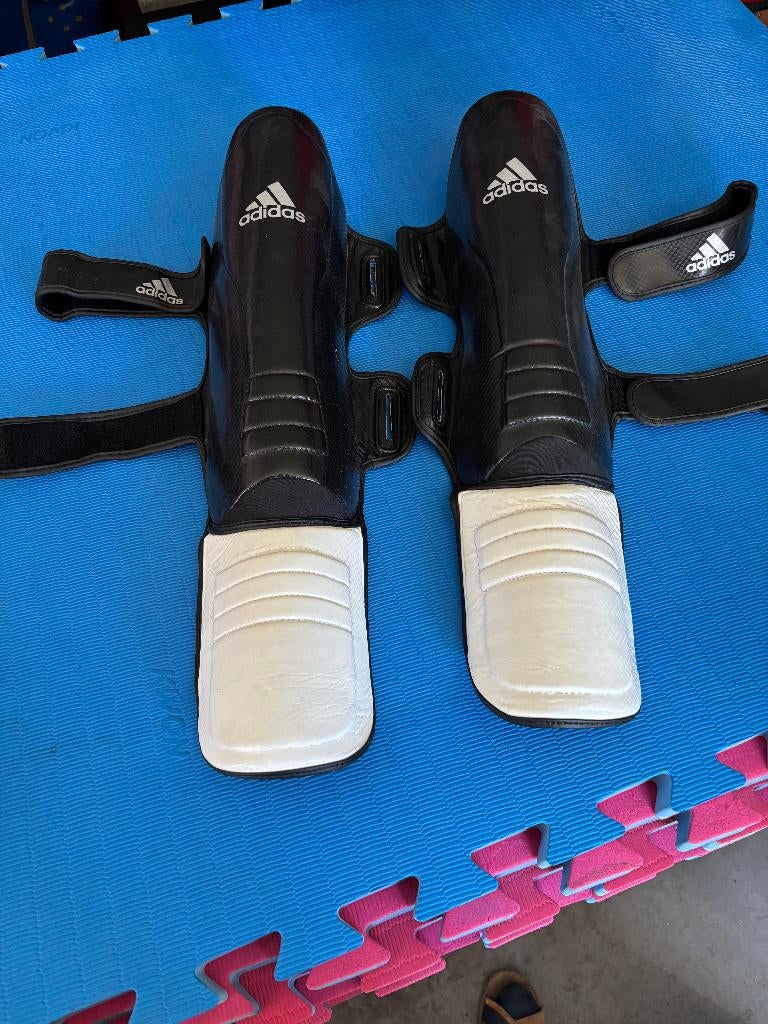 beenbeschermers NIEUW ADIDAS, Maat L, Ophalen, Nieuw, Vechtsportbescherming
