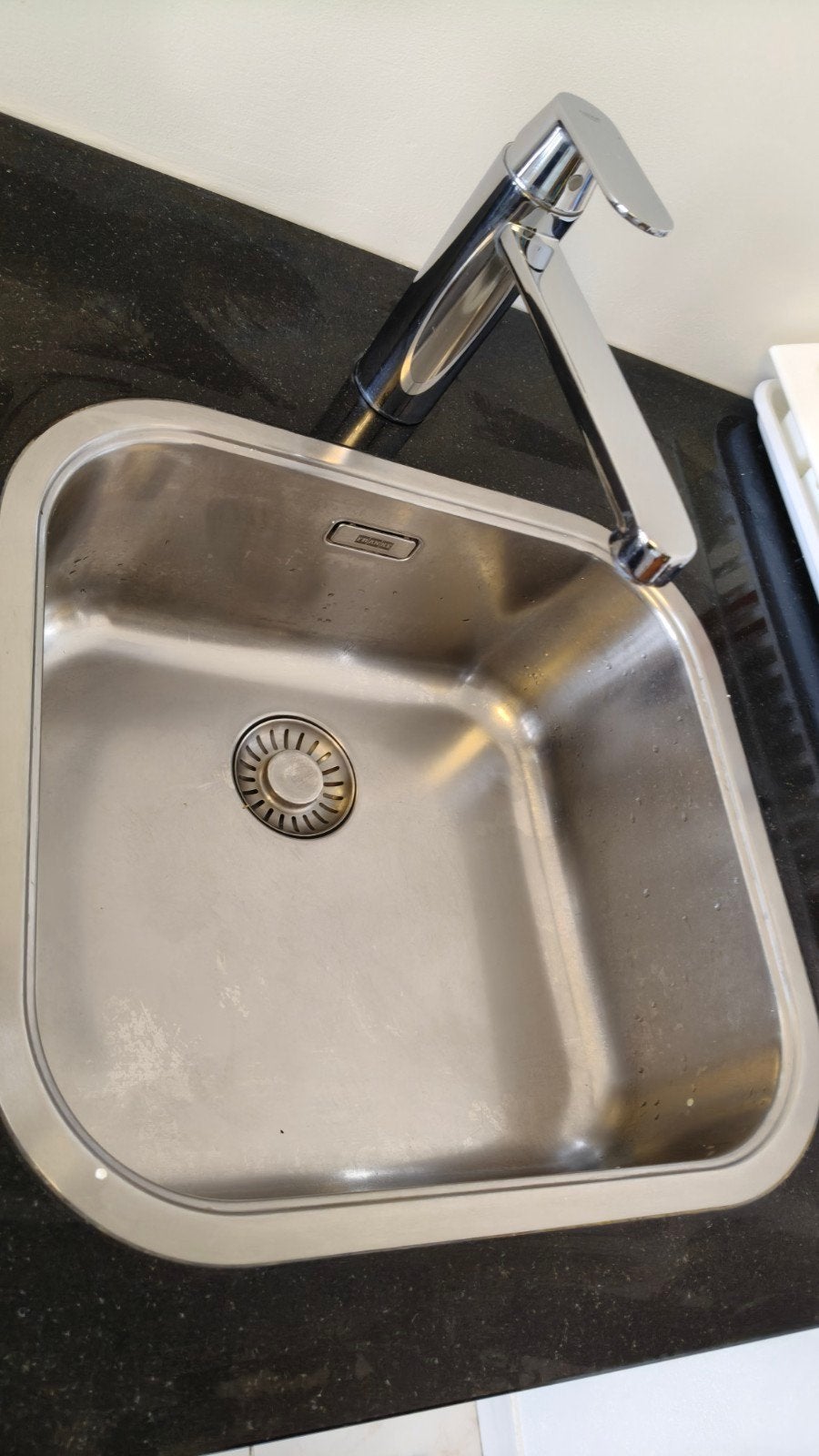 mitigeur de cuisine Groe, Enlèvement