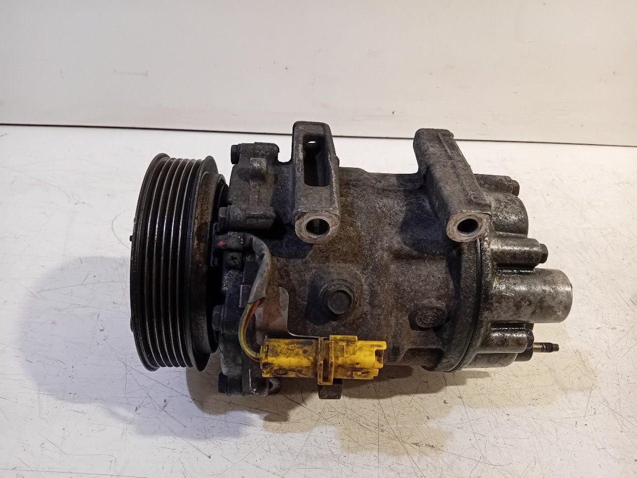 Airco pomp Peugeot Expert, Onderdelen@venauto.nl, Van der Ven Autorecycling B.V., Ettenseweg 76, 4706 PB Roosendaal, The Netherlands
