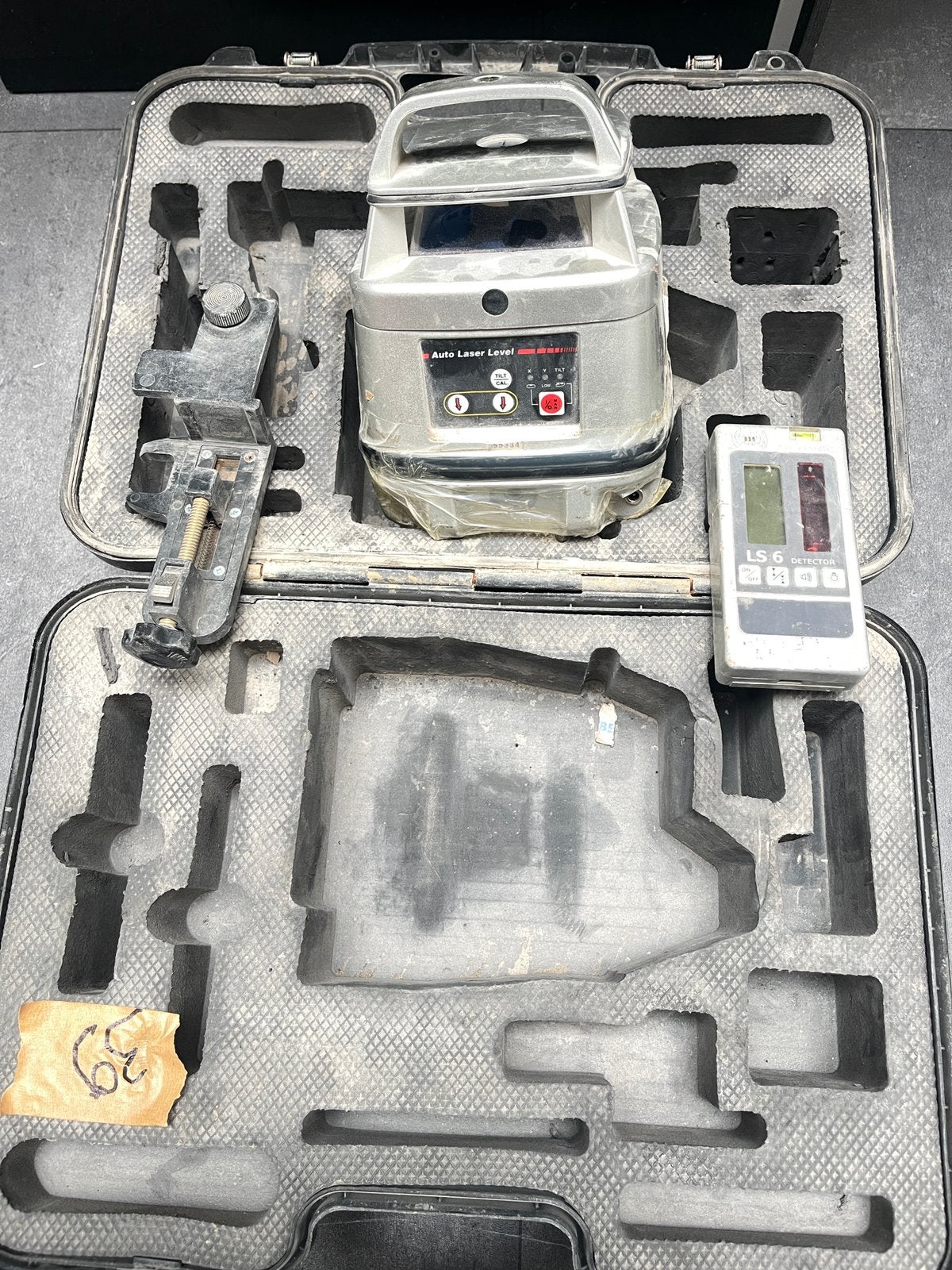 Laser UBEXI, Bricolage & Construction, Enlèvement, Utilisé
