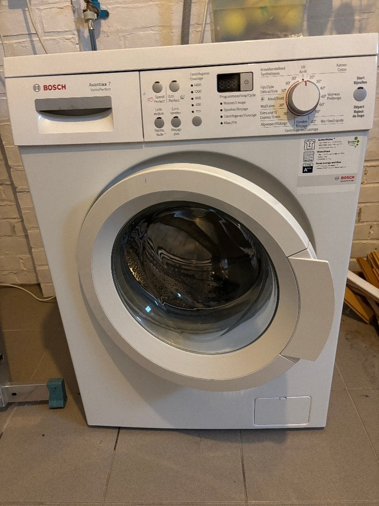 Lave linge Bosch, 6 à 8 kg, Programme court, Chargeur frontal, Enlèvement