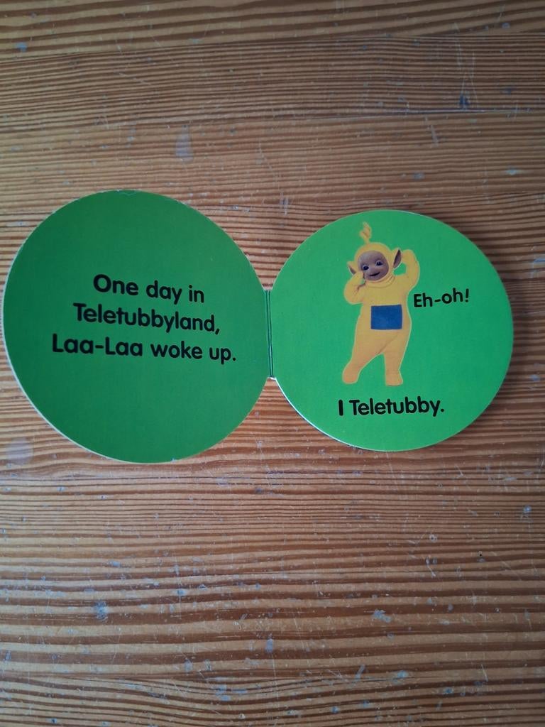 Boekje One Teletubbies, Verzamelen, Poppetjes en Figuurtjes, Ophalen of Verzenden