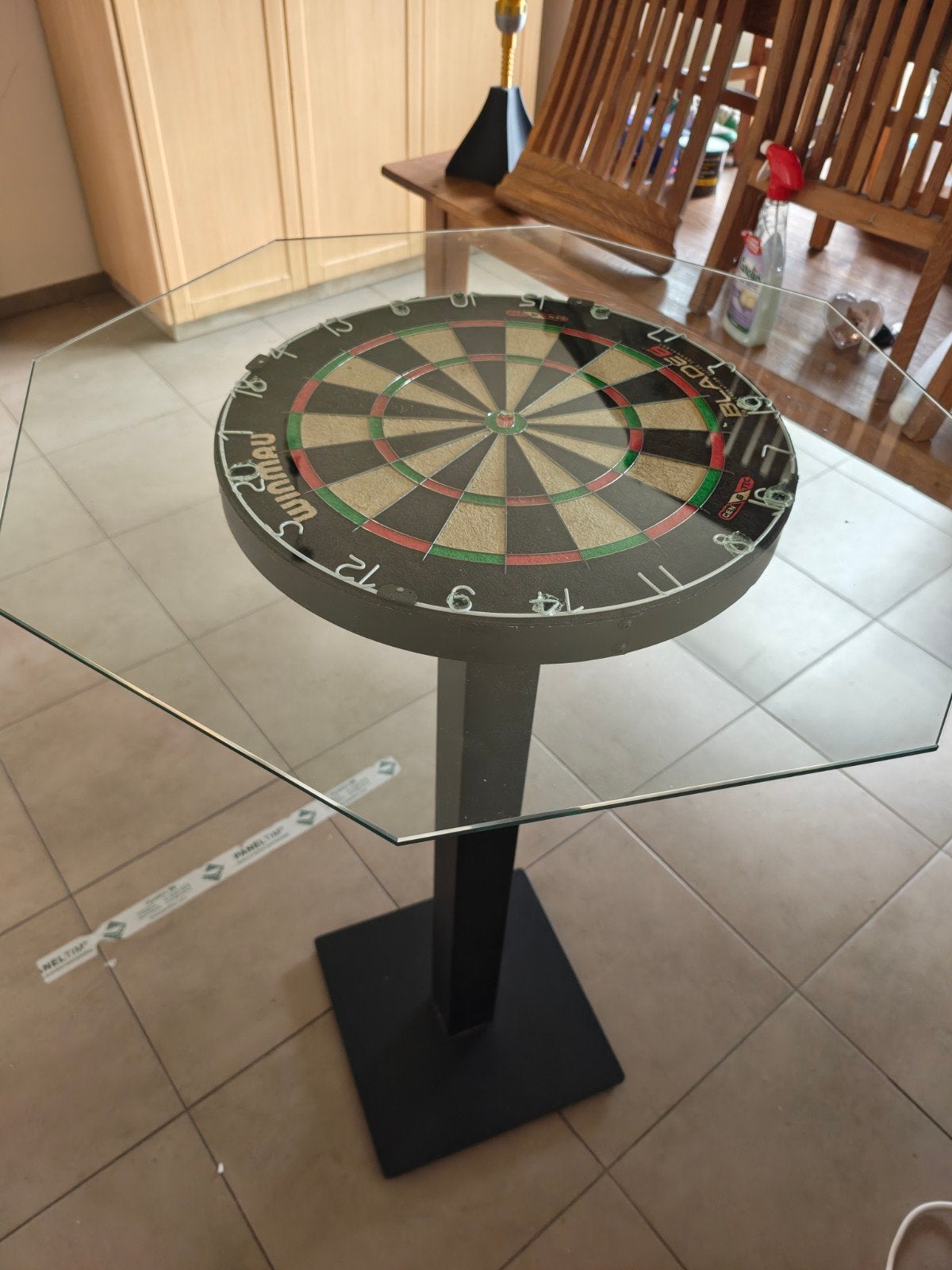 darts tafel, Ophalen
