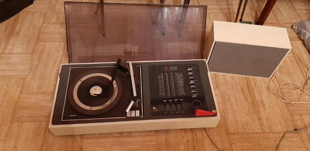 Tourne-disque Philips avec amplificateur / console de mixage, Enlèvement ou Envoi, Comme neuf, Autres marques