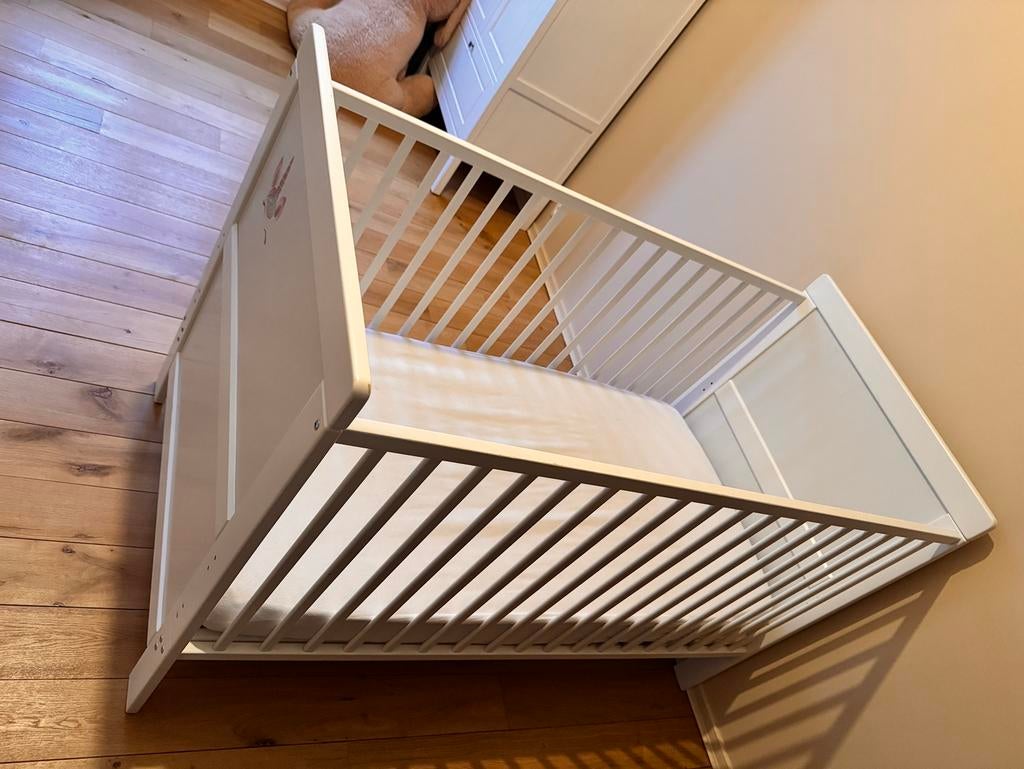 Lit enfant evolutif 140x70cm, 70 à 85 cm, Sommier à lattes, Enlèvement, Utilisé