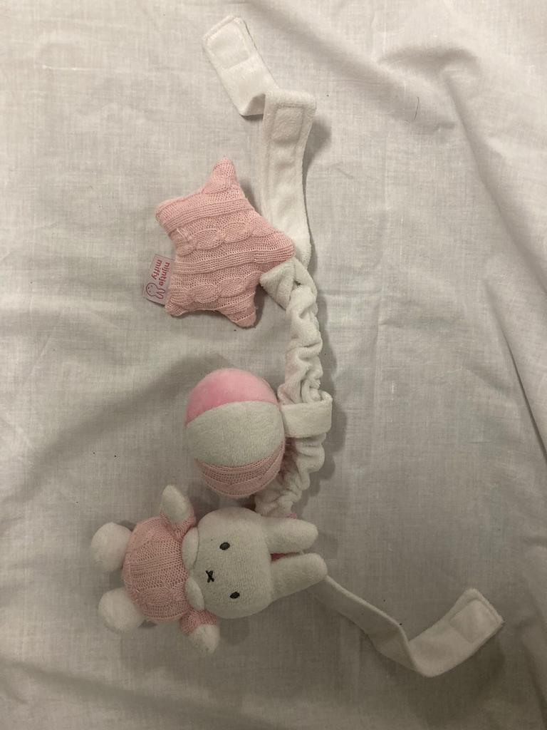 Hanger Nijntje Maxi Cosi, Ophalen of Verzenden, Zo goed als nieuw
