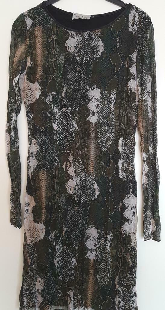 Feestkleedje / herfstkleuren nieuwe prijs 12 euro!, Kleding | Dames, Jurken, Maat 38/40 (M), Amelie Amelie, Ophalen of Verzenden